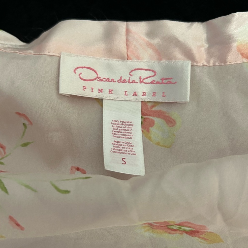Oscar de la Renta Women’s Sleepwear 2 piece Robe & Top Floral